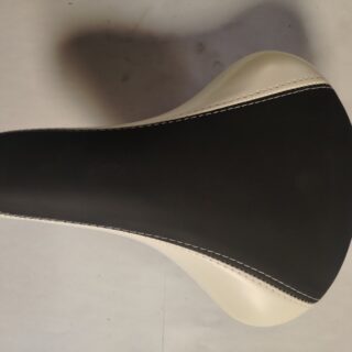 ASIENTO ALPE TMO STANDAR C/COSTURAS NEGRO/BLANCO
