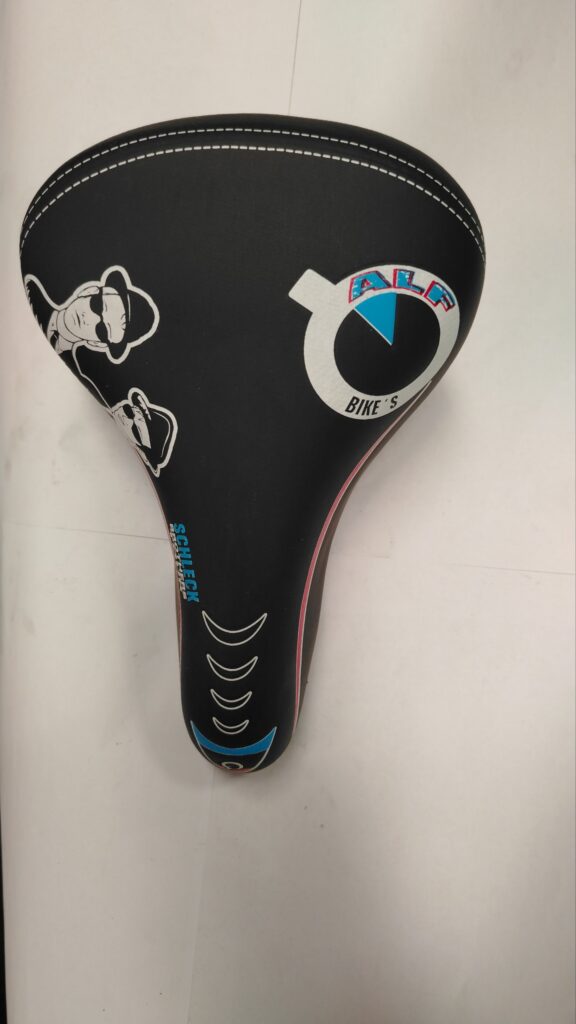 ASIENTO CROSS ALPE SADDLE "FIGURAS" SIN BROCHE