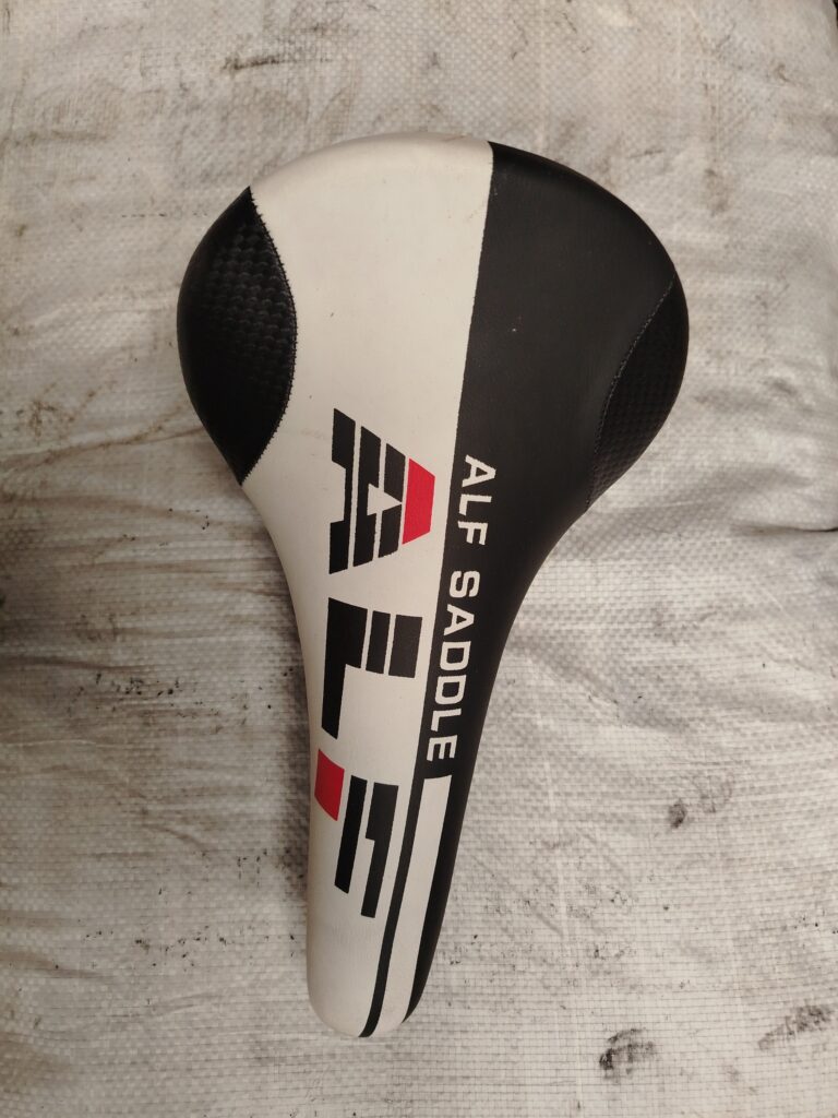 ASIENTO HBAZ-1161 BLANCO BIKE