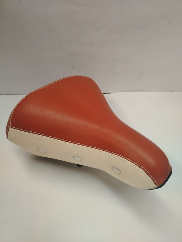 ASIENTO CON RESORTE CAFE/BLANCO XINDA