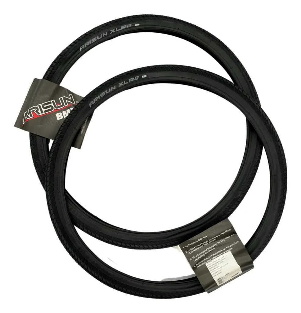 LLANTA R-20 X 1 3/8 ARISUN XLR8 NEGRA