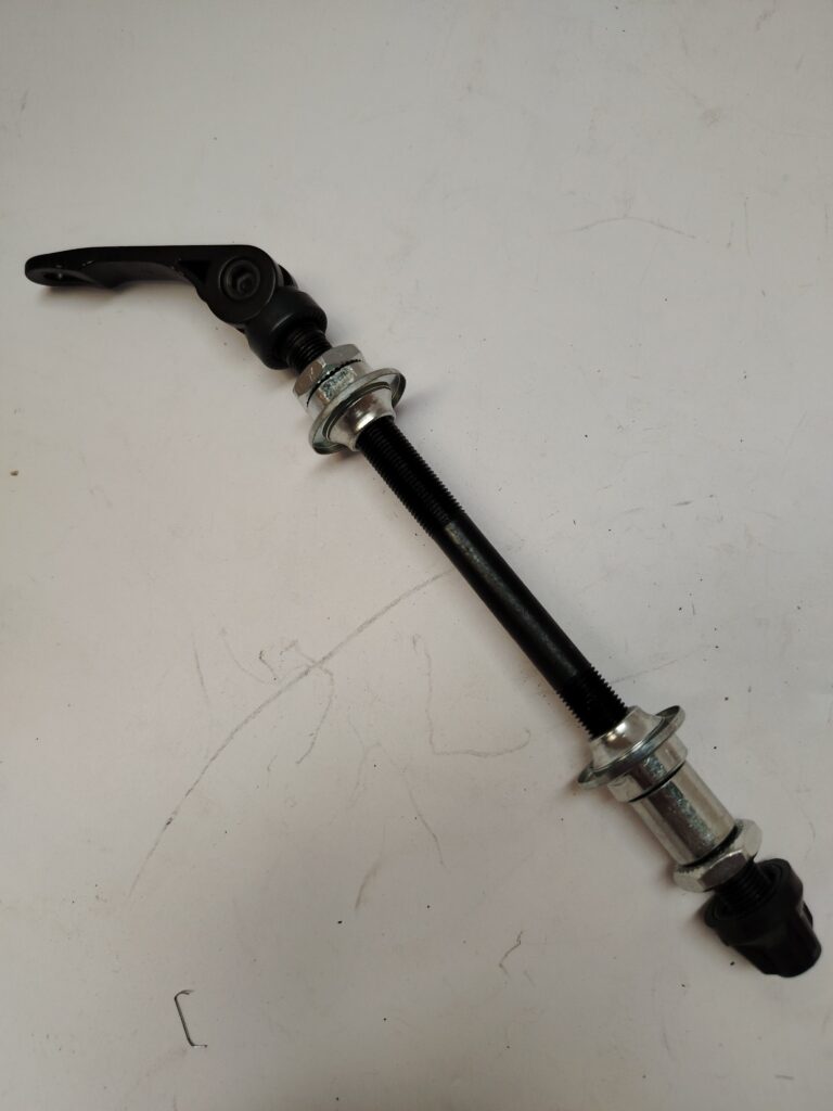 EJE HUECO TRASERO C/ESPACIADOR P/BLOQUEO 3/8 X 145MM ALF *BB