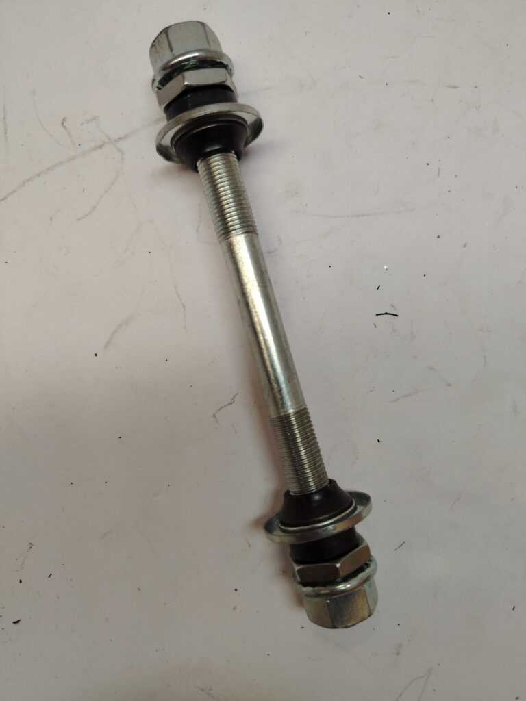 EJE MAZA DEL. GRUESO 3/8X140MM / 145 MM SEMI CROM.TW/BCX FMX FI105002
