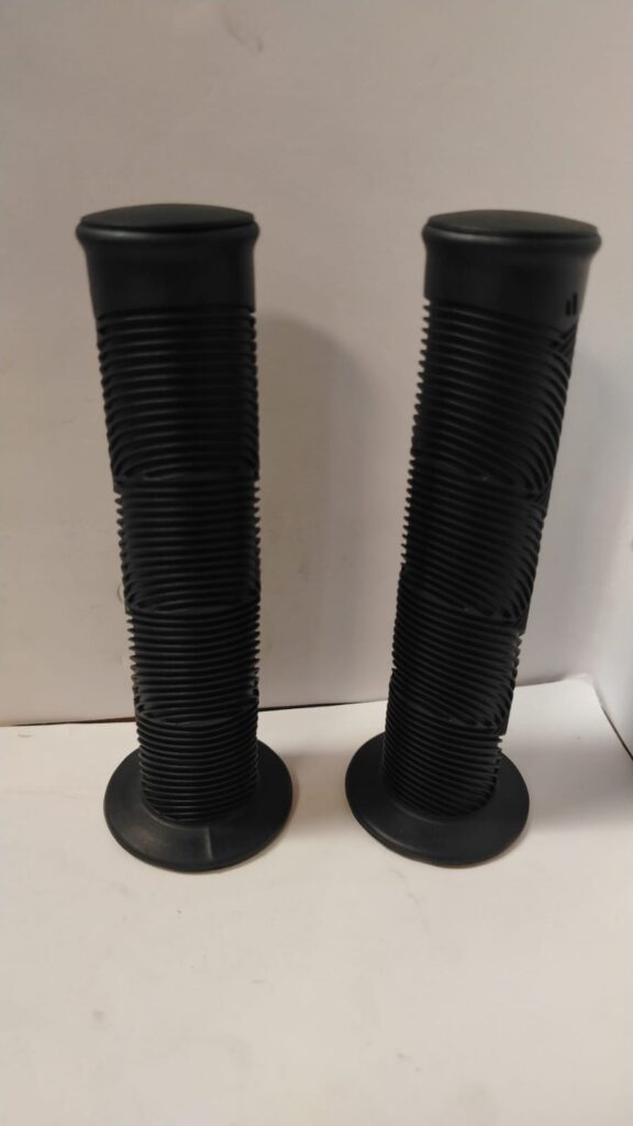 PUÑO BMX NEGRO 145MM CURVAS ALF *BB