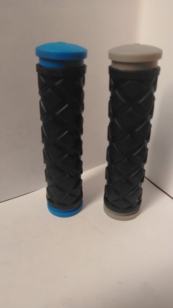 PUÑO MTB NEGRO PUNTOS MOD (ROMBOS) ZY-122A ALF ARZ JRS EHG-14 *AX