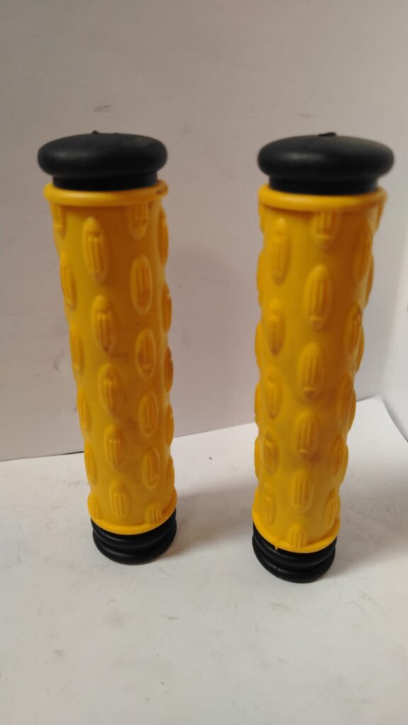 PUÑO AMARILLO AMPOLLAS TW
