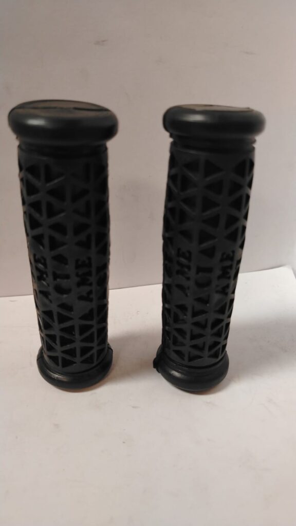 PUÑO BMX NEGRO TRIANGULOS M-CWG-908 GRIP
