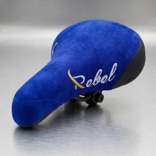 ASIENTO SUMMIT MTB GAMUZA MODELO REBEL AZUL/GRIS/ROJO